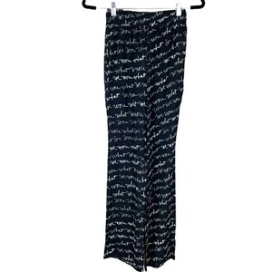 Neu mit Etikett We Wore What gesmokte Damenhose Gr. XS schwarz durchsichtig ausgestelltes Bein Logodruck - Bild 1 von 9
