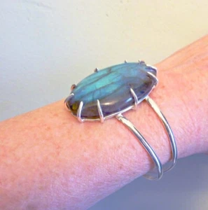 Delicate Labradorite Gemstone 925 Sterling Silver Handmade Bracelet - Picture 1 of 5