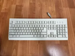 Mitsumi Standard Wired AT Keyboard, Ivory, AT Computer Keyboard, Model KFK-EA4XA - Picture 1 of 4