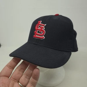 Vintage St Louis Cardinals Hat New Era Fitted 7 3/4 Baseball Cap Blue USA Wool - Picture 1 of 8