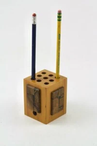 Vintage MCM Brutalsit Holzblockwürfel Bleistifthalter mit eingebautem Schärfer - Bild 1 von 7