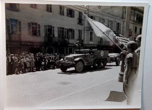 WWII Snapshot US Military Liberating Torino Italy 1944 RRP864 - Picture 1 of 6