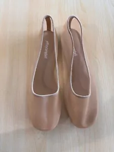 Jeffrey Campbell beige flat slip ons - Picture 1 of 6