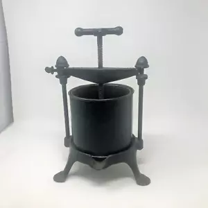 Griswold-Classic NO. 1-2 QT Fruit & Lard Press-Please Note Broken Ear (KTCN) - Picture 1 of 18