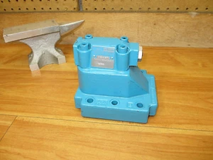 Denison R4V1053910A1 *NUOVO VECCHIO STK* Valvola di sicurezza idraulica Parker - Foto 1 di 9