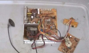 ducksan 2502 arcade monitor chassis for parts - Picture 1 of 1