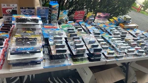 Hot Wheels Enorme Lotto di Auto Camion e Trasporti da Collezione - Foto 1 di 6