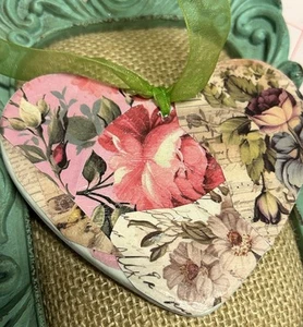 ceramic Heart Ornament Rose Floral Design reversible mushroom butterfly 💗🦋🌷 - Picture 1 of 6
