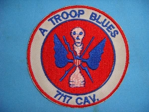 VIETNAM WAR PATCH, US A TROOP 7th SQUADRON 17th AIR CAVALRY REGIMENT " BLUES " - Bild 1 von 3