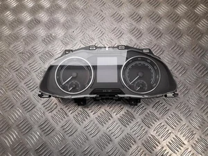 2022 Skoda Kamiq MPH KM/H Manual Gearbox Instrument Cluster 654920940C - Picture 1 of 5