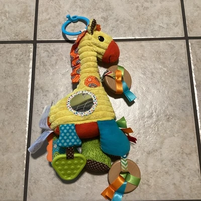 Juguete educativo Infantino Jirafa Safari sensorial para bebés y niños pequeños Foto 1 de 2