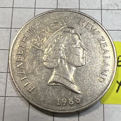 1967 New Zealand 20 cents , KM-36 Coin  - Image 1 of 4