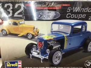 Revell 85-4228 1932 Ford 5 Window Coupe 2n1 Street Rod KIT 1/25 McM fs - Picture 1 of 2
