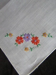 Vintage Embroidery Flowers Hankie Emb Floral Handkerchief Hanky 1290 - Picture 1 of 8
