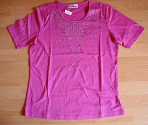 Shirt v.Helena Vera,Gr.36/38,pink m.Druck u.kleinen silbernen.Nieten,Kurzarm,Neu - Bild 1 von 2
