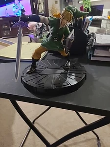 Legend of "Zelda", 2015, 8" Skyward Sword Statue - Picture 1 of 7