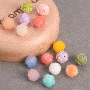 10 piezas cuentas sueltas redondas de coral artificial tallado de flores de 10 mm para hacer joyas - Imagen 1 de 16