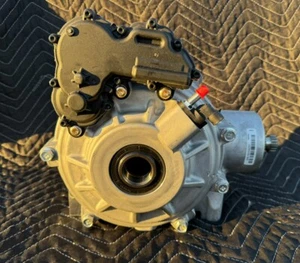 2024 Can Am Maverick R smartlok Front Differential New Oem 705402469 - Picture 1 of 5