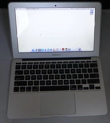 Apple Macbook Air, Silver, 11", (Mid2012), 1.7GHz Intel Core i5, 4GB, 64GB SSD - Image 1 of 4