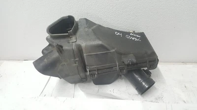 2004 NISSAN QUEST AIR CLEANER BOX , OEM, D-42 - Image 1 of 3