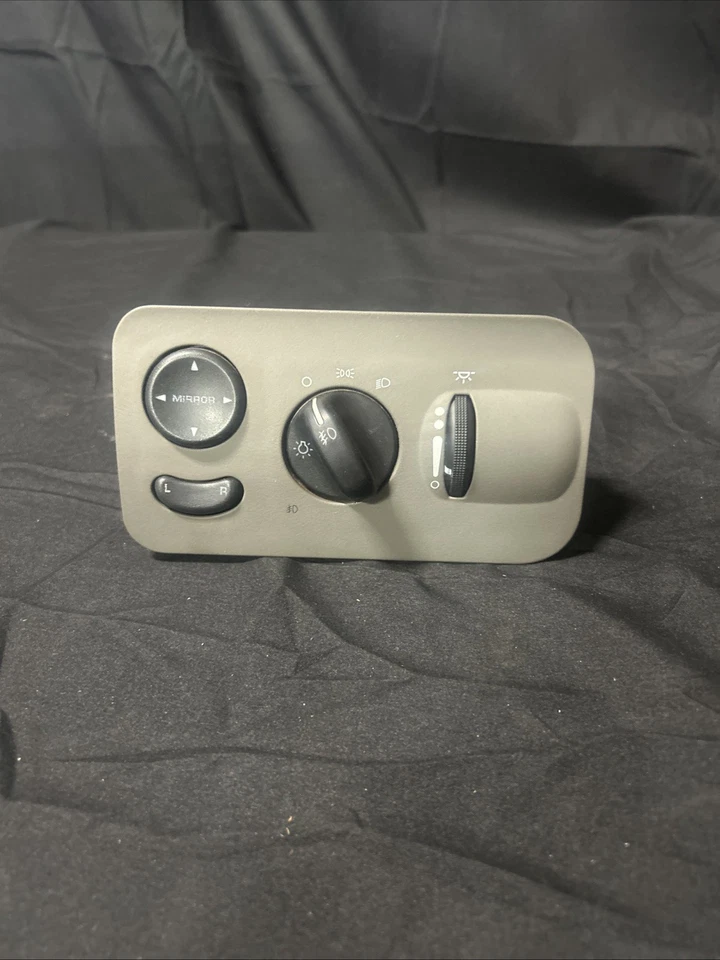 Panel de control de faros Chrysler Town And Country 2001-2007 Foto 1 de 4
