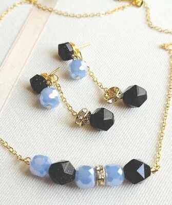 Conjunto de brincos swing e colar de barra assimétrica azul celeste marinho tipo ônix 2 vias  - Imagem 1 de 4