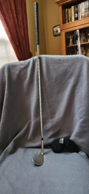 WARRIOR PERSONALIZADO GOLF SAND WEDGE 56* S FLEX CON CUBIERTA Foto 1 de 4