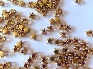 144 Swarovski Rhinestones 18pp Amethyst /Brass star settings. - Picture 1 of 2