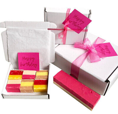 'HAPPY BIRTHDAY!' Gift Box With Handmade Fudge. 2 Sizes. Various Flavours • 15.45€