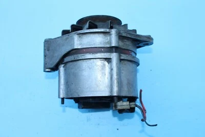 VW Golf Audi 50 80 Alternator Bosch 0120489557/14V 35A 052903015 - Image 1 of 4