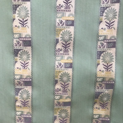 Beacon Hill Stripe Foto 1 de 4