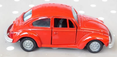 Gama 1/43 VW 1302 Maggiolino Beetle Kafer Rosso 1980er Anni 1:43 Raro , Ben - Immagine 1 di 4