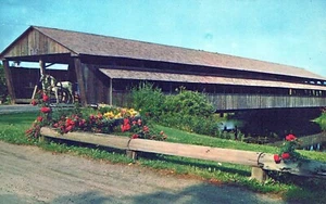 Postal de entrada de puente cubierto al museo Shelburne Vermont Shelburne - Imagen 1 de 2
