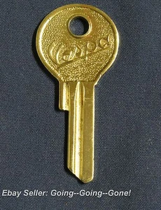 VINTAGE VESPA MOTORSCOOTERS STEERING LOCK KEY BLANK VESPA LOGO 63V ILCO VE4 - Picture 1 of 3