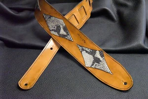 Gitarrengurt Leder nachgerüstet komplett handgefertigt in USA 3" Tuscon Inlay BB weiß  - Bild 1 von 7