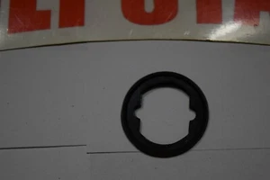 1970-1980 NUEVO STOCK ANTIGUO MAZDA OEM JUNTA DE BLOQUEO TRASERO 0259-58-662 - Imagen 1 de 3