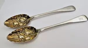 Antico cucchiaio inglese argento sterling REPOUSSE BERRY Robert Rutland LONDRA 1810 - Foto 1 di 5