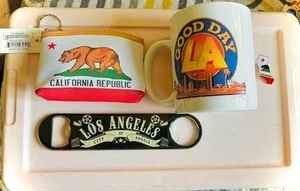 L.A Themed Misc. Artikel = L.A Becher, Cali Anstecknadel, L.A Flaschenöffner, Cali Geldbörse - Bild 1 von 7