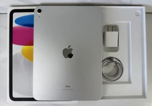 Apple iPad (10. Generation) A2696 - 64GB, Wi-Fi, 10,9 Zoll - Silber - Bild 1 von 6