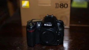 Nikon D80 Digital SLR Camera-BODY ONLY (READ) & Battery - Picture 1 of 1