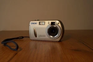 Sony Cyber-shot DSC-P32 Guter Zustand - Bild 1 von 9