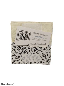 Black & White Musical Notes design Re-useable *gift card holder * busin ID:33301 - Picture 1 of 1