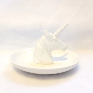 Porta joyas plato baratija unicornio de cerámica blanca soporte anillo guardián NUEVO - Imagen 1 de 6