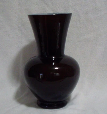 Современная ваза из темно-коричневого стекла с широким горлышком в форме лампы белая внутренняя высота 10 дюймов б/у в отличном состоянии - Изображение 1 из 4