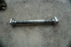 23 SUZUKI GSXR 1000 REAR AXLE AND SHIMS E-4499 - Picture 1 of 6