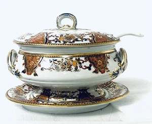 C. DAVENPORT ENGLISH IRONSTONE 4 pezzi grande zuppiera con coperchio sottopiatto mestolo - Foto 1 di 12