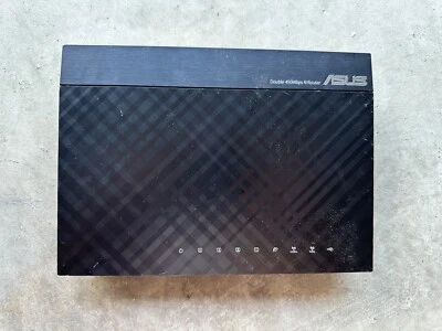 ASUS RT-N66R 900 Mbps 4 Ports Wireless Gigabit Router - Image 1 of 3