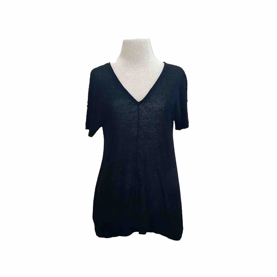 Camiseta Otoño Cachemira $160 Negra Manga Corta Cuello en V Mezcla de Lino Talla Mediana Foto 1 de 4