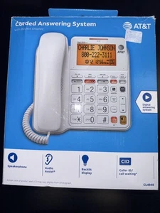 AT&T CL4940 schnurgebundenes Einleitungstelefon - weiß - Bild 1 von 2