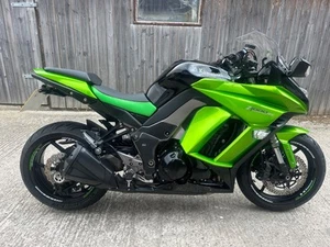 KAWASAKI Z1000SX HBF ABS FDSH STUNNING UNMARKED EXAMPLE PART EX & DELIVERY POSS - Picture 1 of 24